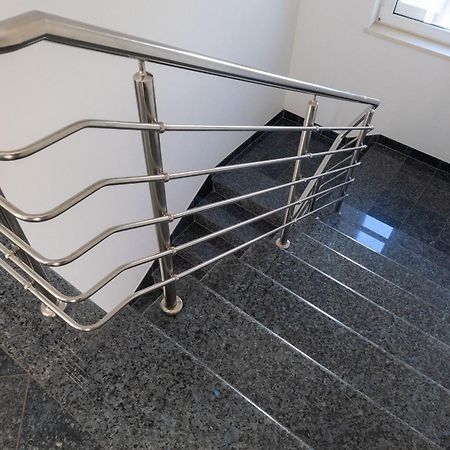 Apartment Domo มาคาร์สกา ภายนอก รูปภาพ
