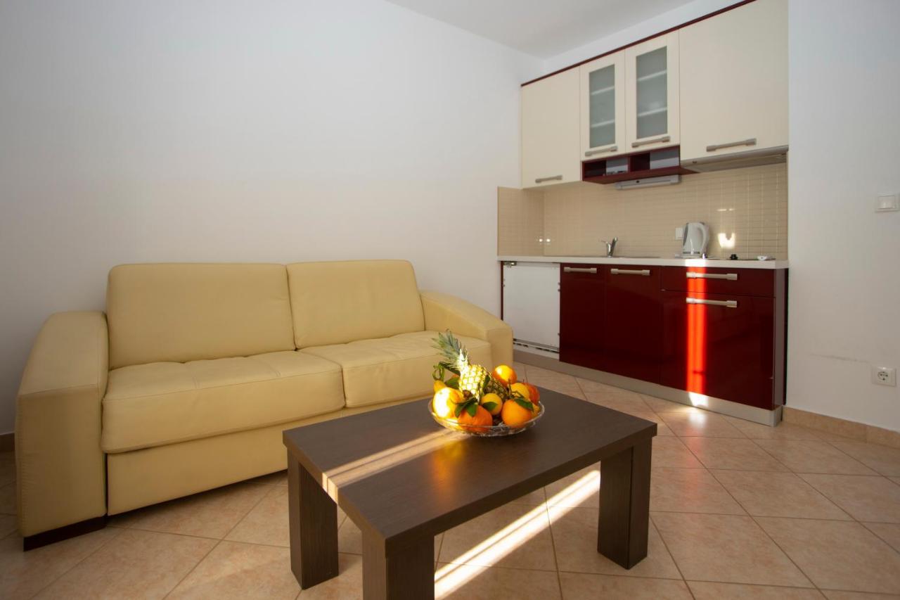 Apartment Domo มาคาร์สกา ภายนอก รูปภาพ