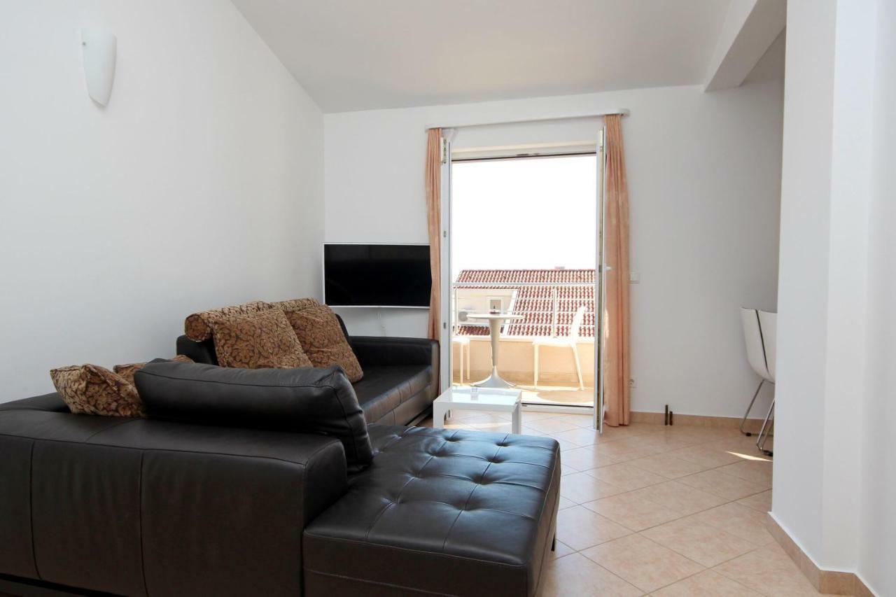 Apartment Domo มาคาร์สกา ภายนอก รูปภาพ